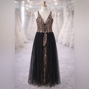 Black & Gold Embroidered Tulle Dress – Size 1 (XS)